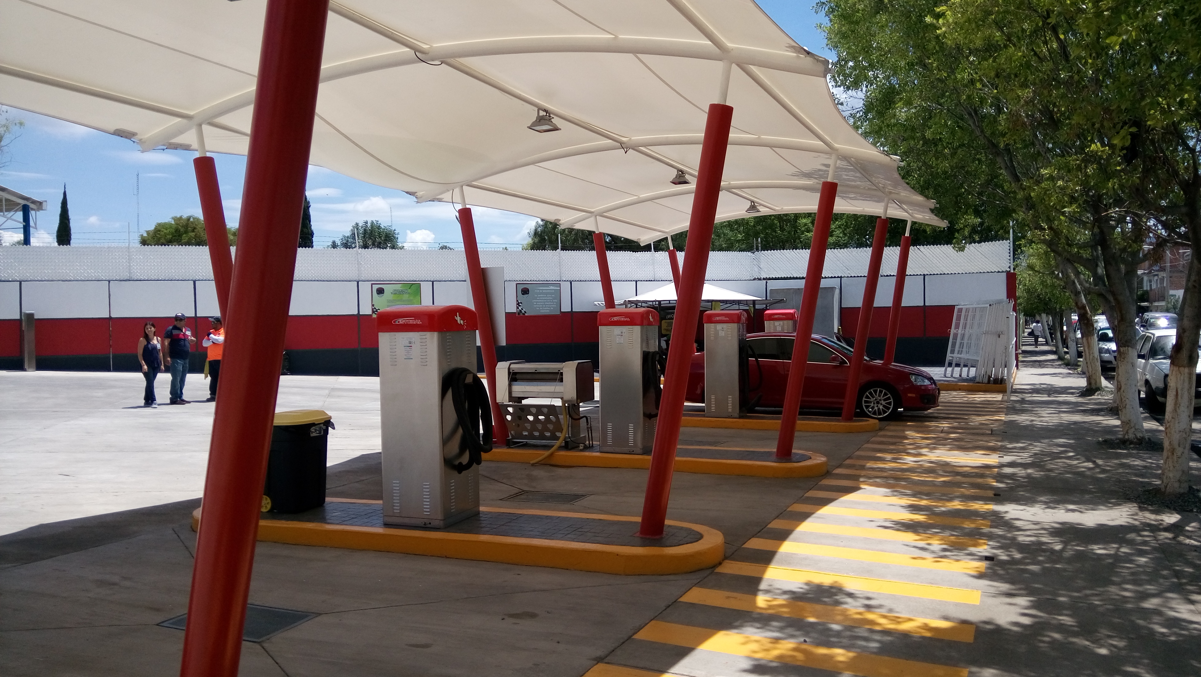 Un concepto revolucionario en lavado de vehículos llega al estado de Guanajuato.